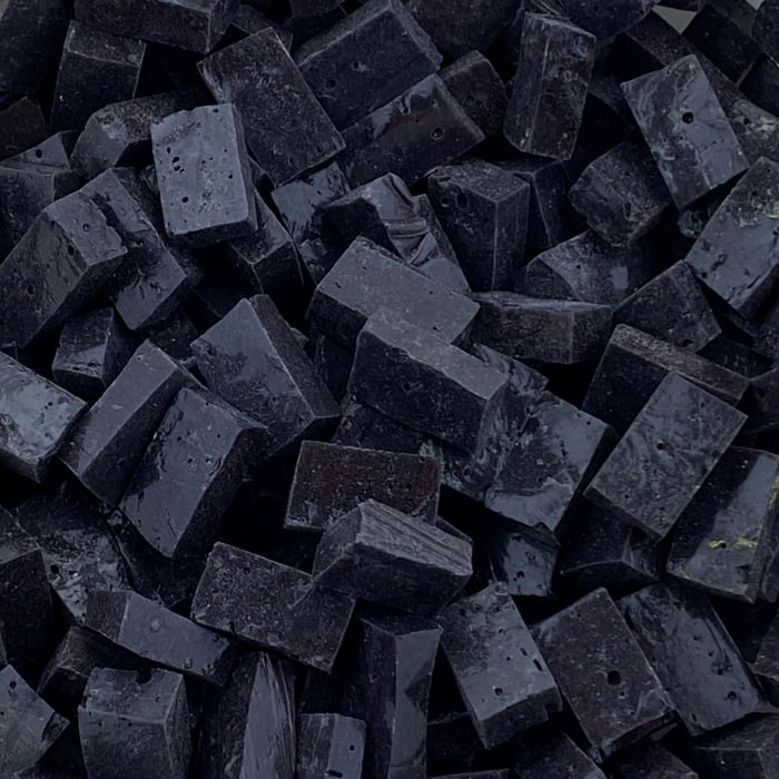 Italian Smalti 253 - A Cut