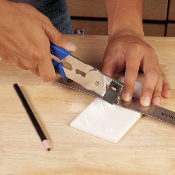 Score Snap Tile Cutter